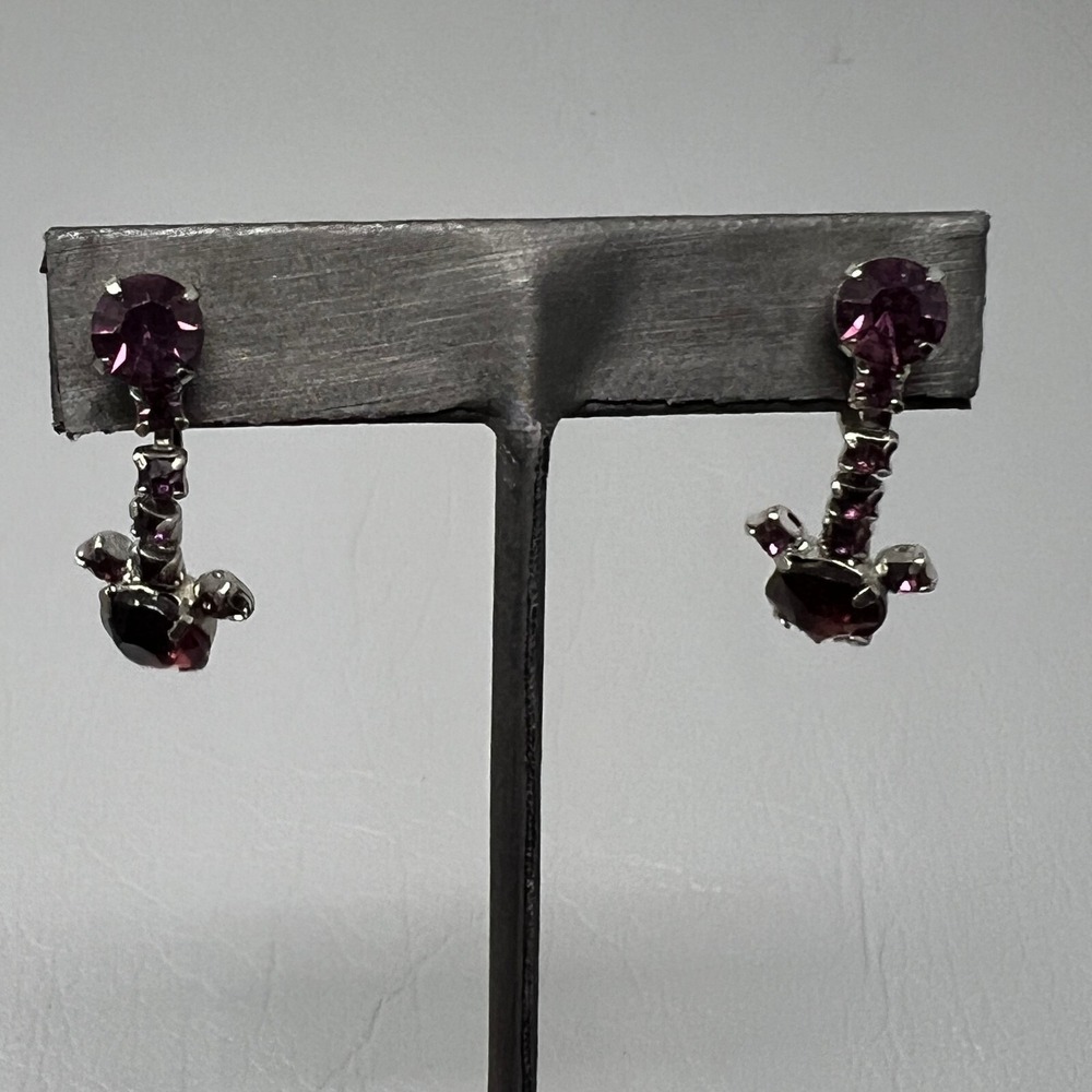 Vintage Screw Back Statement Earrings Purple Stones Prong Set‎ Drop Dangle